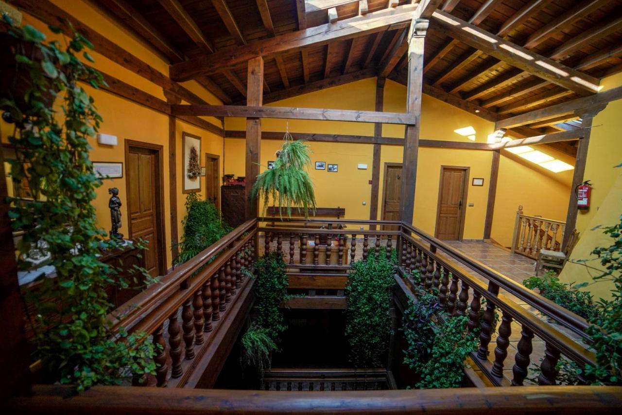 Posada Real De Carreteros Casarejos Luaran gambar